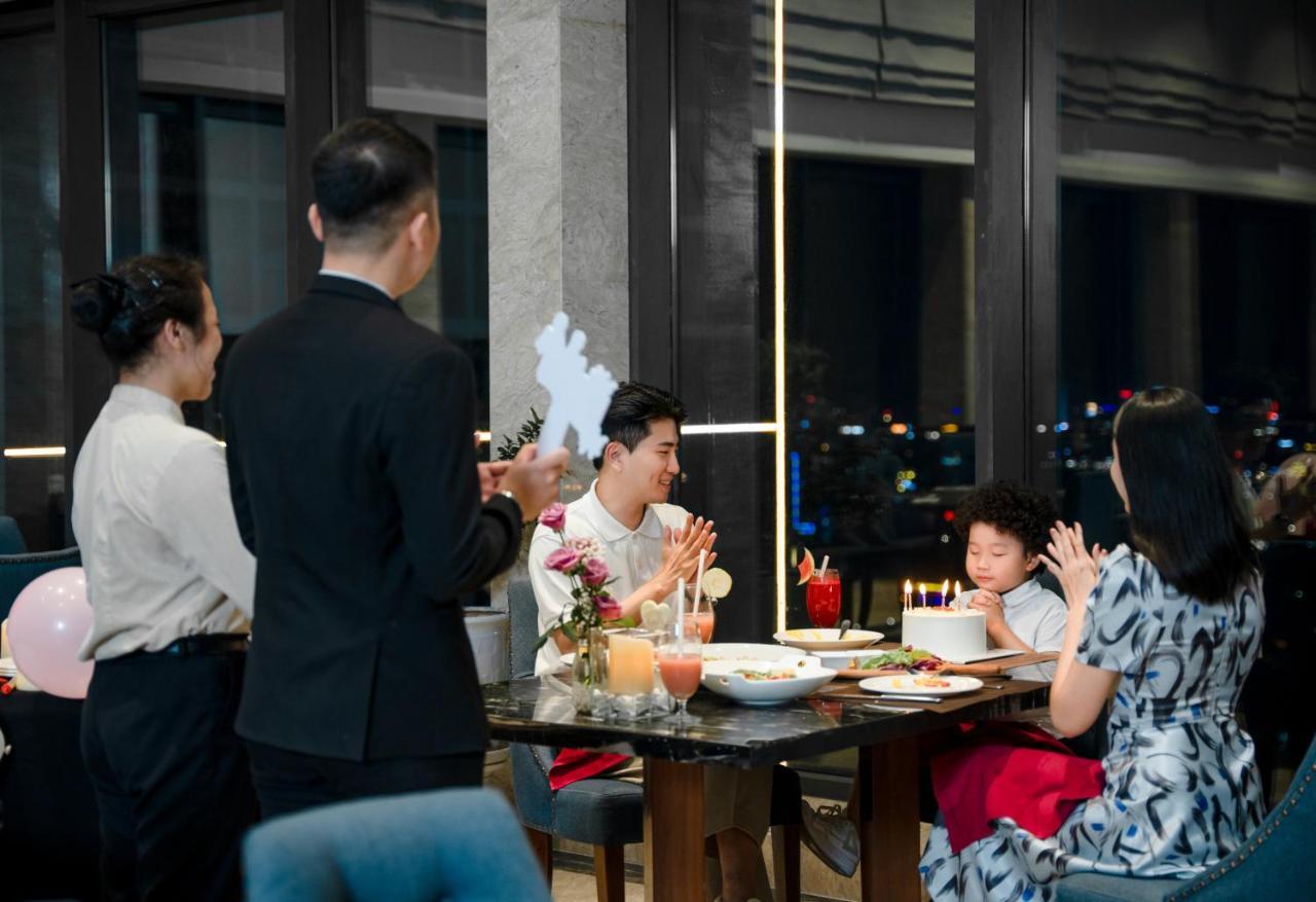 Altara Suites Da Nang By Ahg Kültér fotó