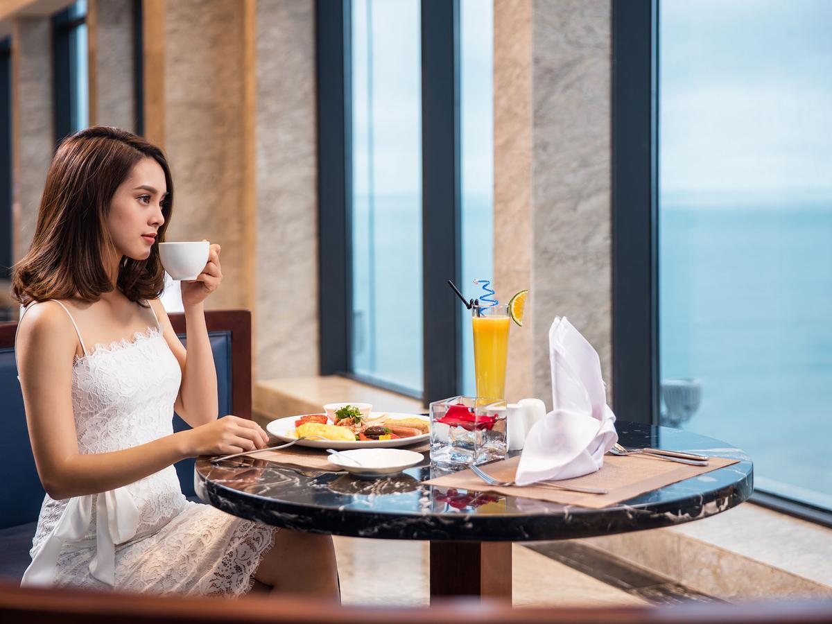 Altara Suites Da Nang By Ahg Kültér fotó